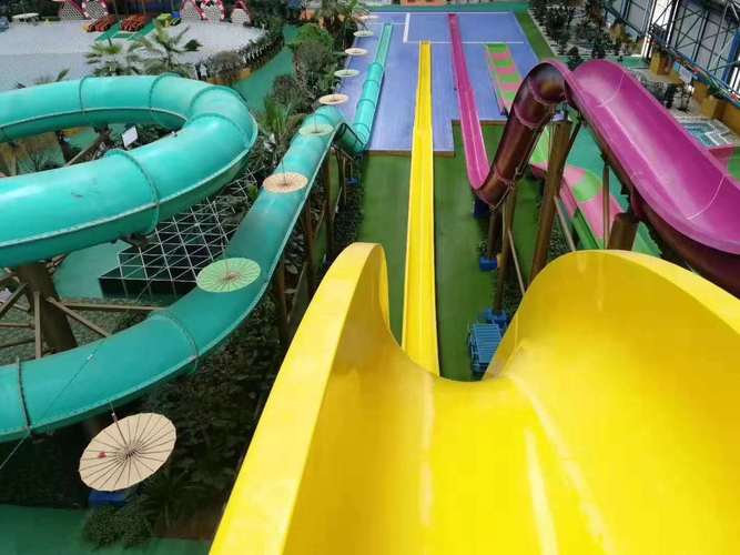 張掖富來登溫泉水世界 國內(nèi)水上樂園設(shè)備廠家的經(jīng)典案例與人工造浪設(shè)備解析